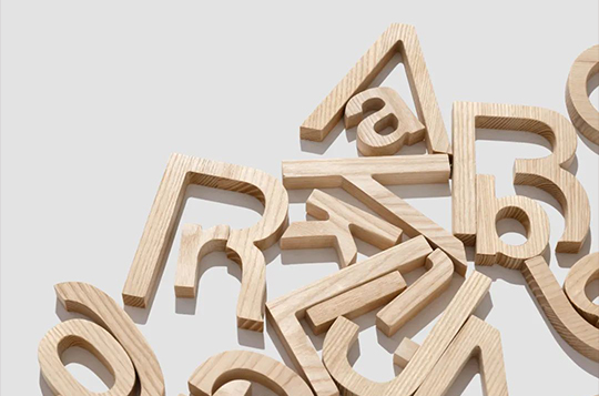 品牌設計公司為企業量身定制招商品牌加盟書（BrandBook）的系統標準